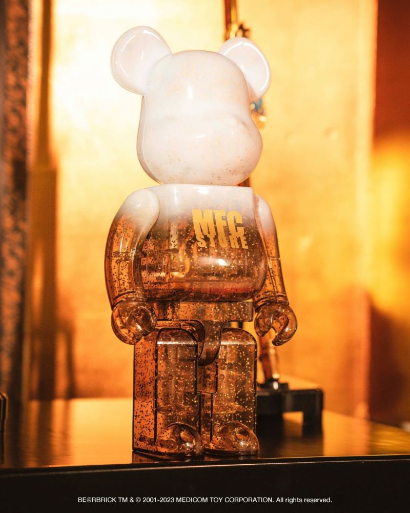 MFC STORE× BE@RBRICK 400%