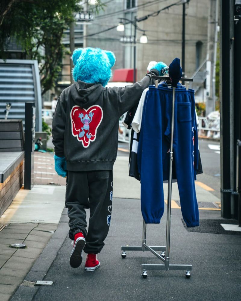■EMOTIONALLY UNAVAILABLE■× Coin Parking Delivery Hoodie 000000003759-02-l.jpg?t=