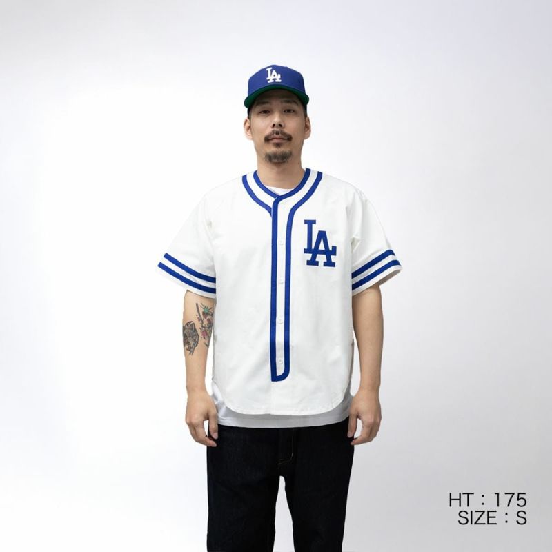 大谷翔平」のネームとナンバー17を背負ったFanatics/New Era